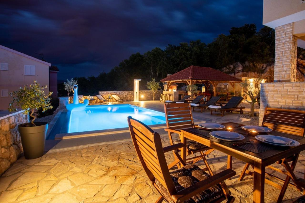 Apartment Luxury Allen With Pool